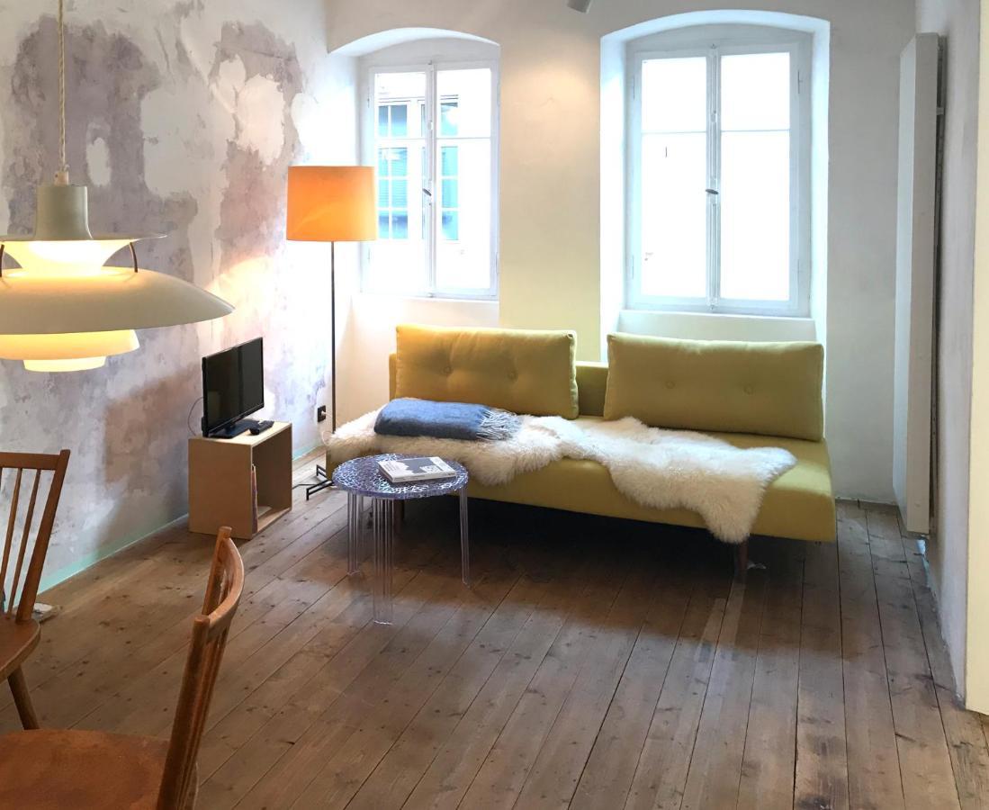 Boutique-Ferienwohnung Im Alten Weinhaus Moser Грюнштадт Экстерьер фото